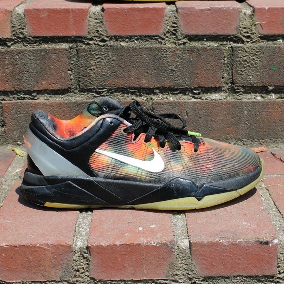 kobe bryant galaxy shoes